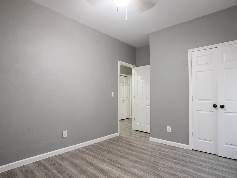 383 Yonkers Ave NW #B — Photo 6