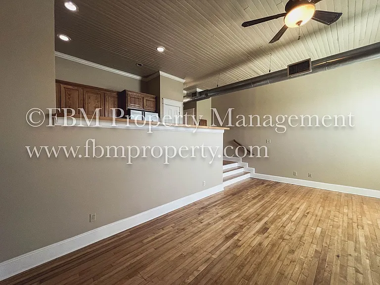 Rogers 315 LOFTS / Bird - JV (Lofts) — Photo 13