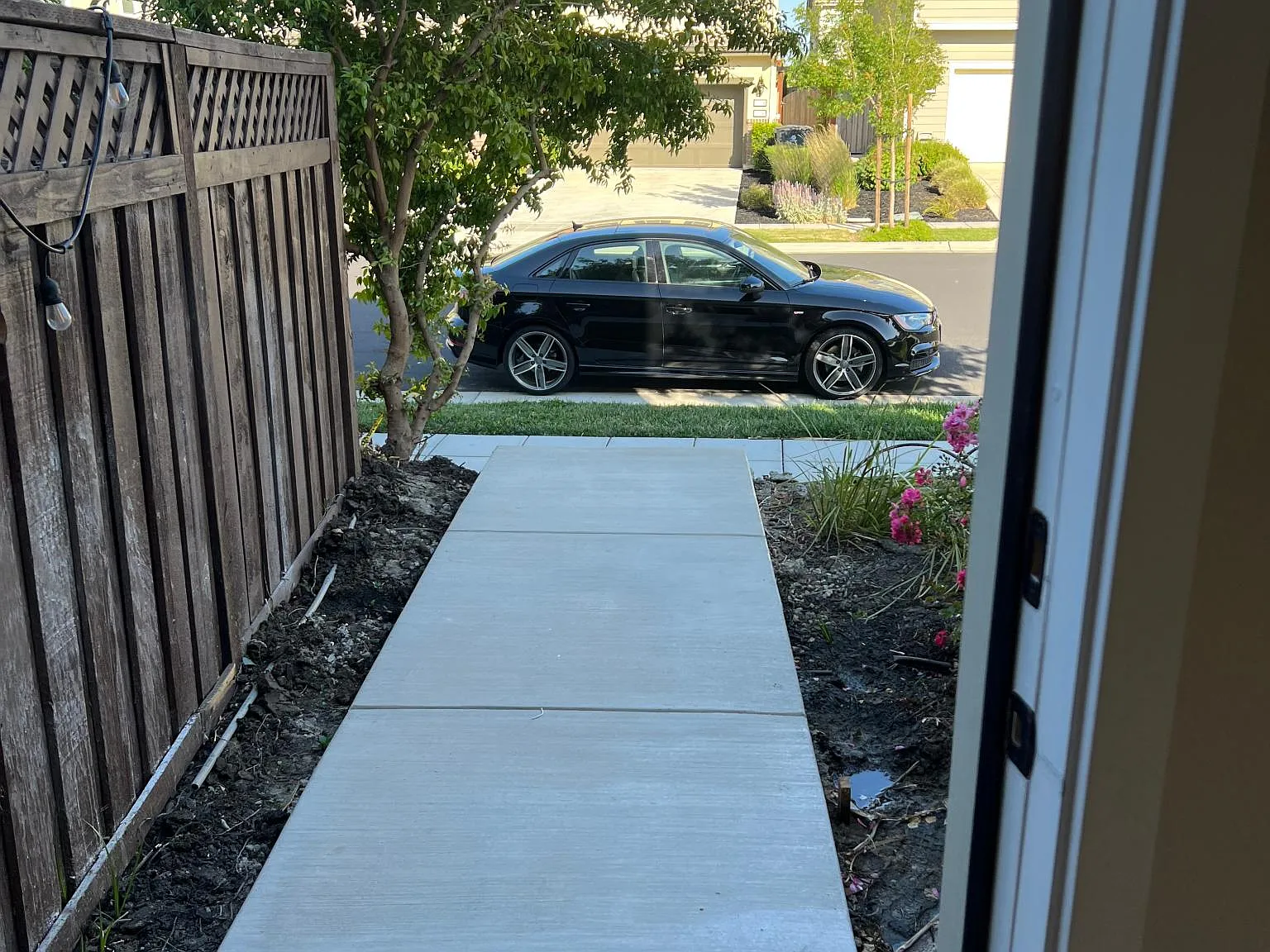 Studio, 300 sqft, $1,500 — Photo 3