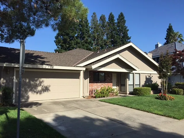 7314 Peytona Way photo 1