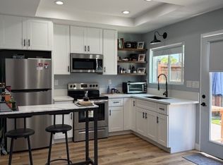 12443 Grevillea Ave #E, Hawthorne, CA 90250