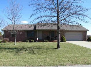 420 S Bradley Dr, Haubstadt, IN 47639