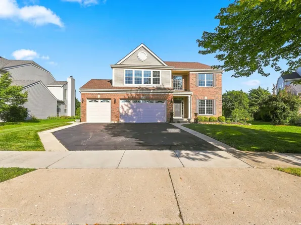 10748 Nantucket Ln, Huntley, IL 60142