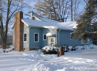 1084 Hagadorn Rd, Mason, MI 48854