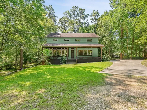 10 Lost Cir, Coldspring, TX 77331