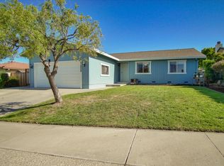 1650 Sunset Dr, Hollister, CA