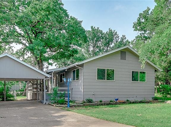 2nd image of 1403 E Tioga Ct