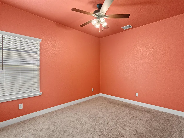 1602 Flatland Trl — Photo 24