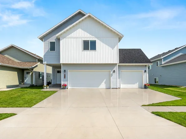 6713 71st Ave S, Horace, ND 58047