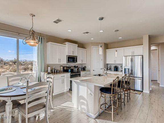 4th image of 34211 N 136th St