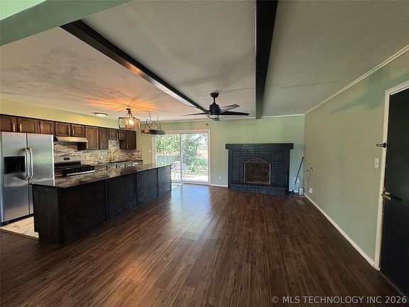 2nd image of 672 N 28th West Pl