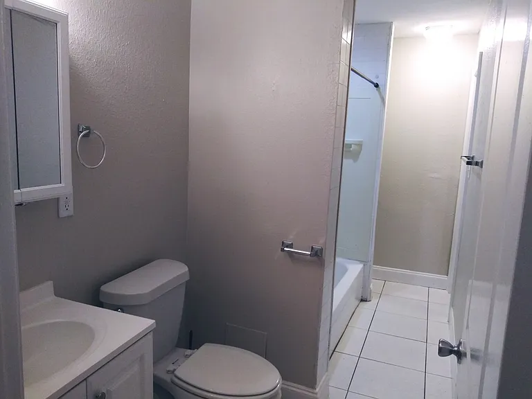 7667 Avon Park Blvd — Photo 10
