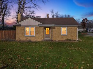 800 W Joliet St, Crown Point, IN 46307