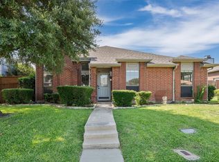 978 Downey Dr, Lewisville, TX 75067