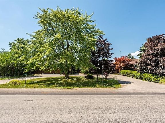 4th image of 2990 S Grimsby Rd #18
