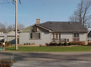 N3168 Beach Rd, Lake Geneva, WI 53147