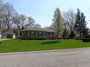 821 Sutton Dr, Fort Wayne, IN 46804