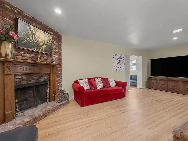 8937 Monogram Ave — Photo 48