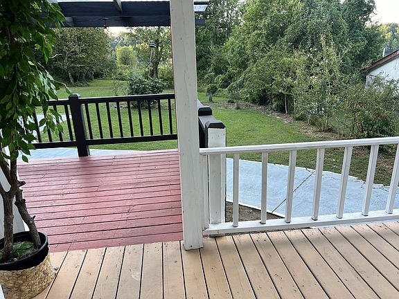 3rd image of 4485 Arcadia Dr #2