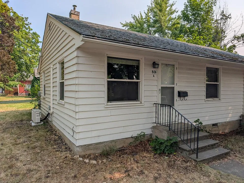 801 Spring Ave