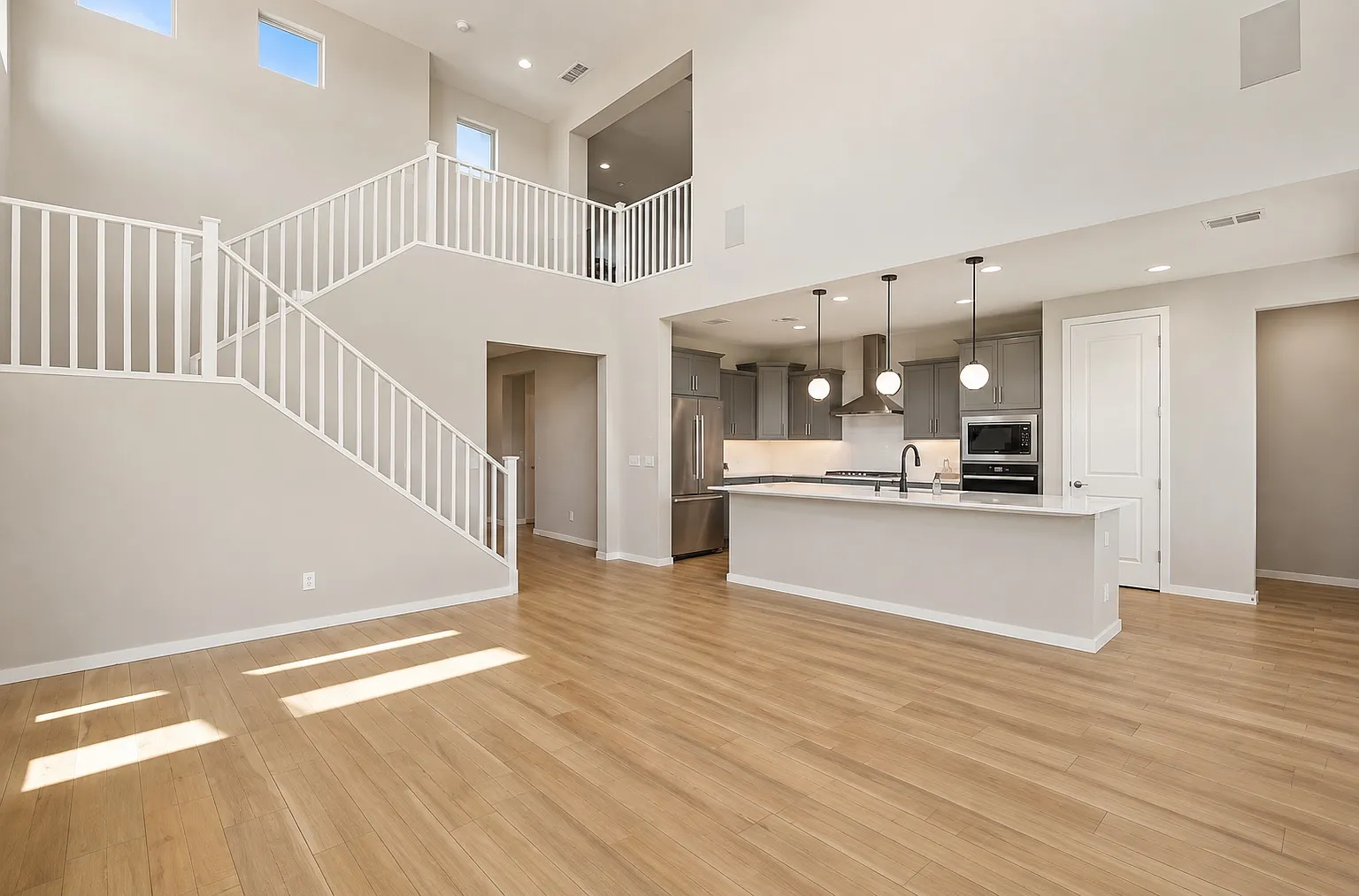 21025 N 61st St — Photo 1