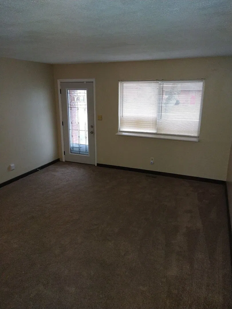 Coming soon. Should be available by 12/1/2026. Single family house with all new flooring and othe... — Photo 2
