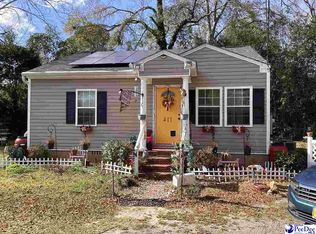 411 Manor Cir, Florence, SC 29501