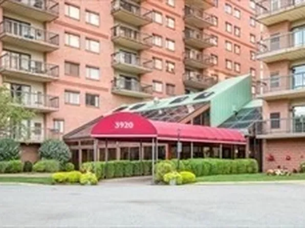 3920 Mystic Valley Pkwy, Medford, MA