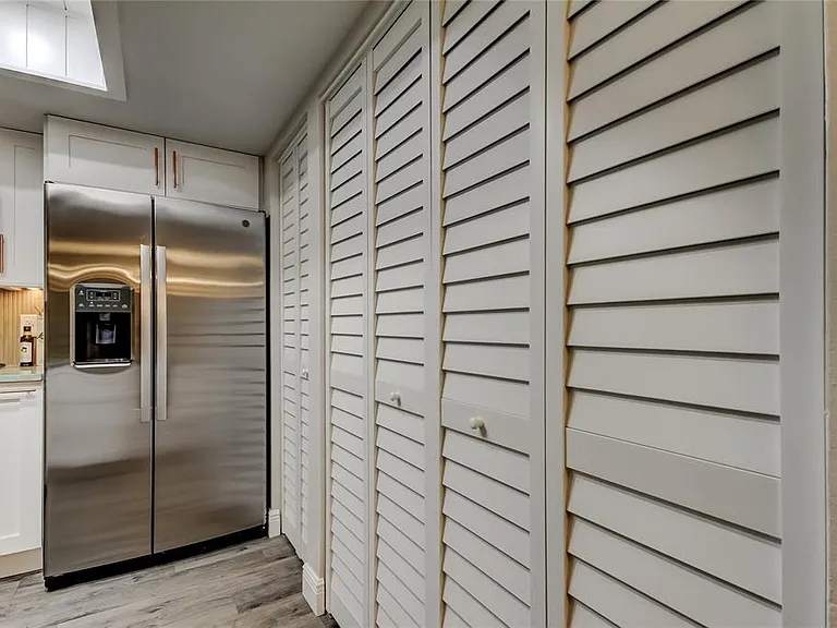 2673 Sabal Springs Cir #201 — Photo 48