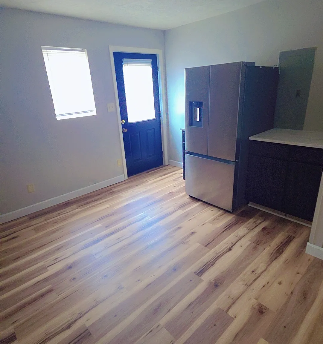 2 bed, 1100 sqft, $900 — Photo 4