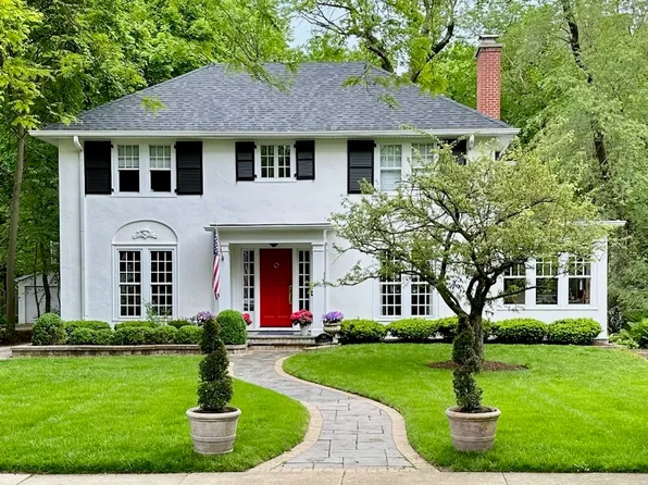 761 Vernon Ave, Glencoe, IL 60022