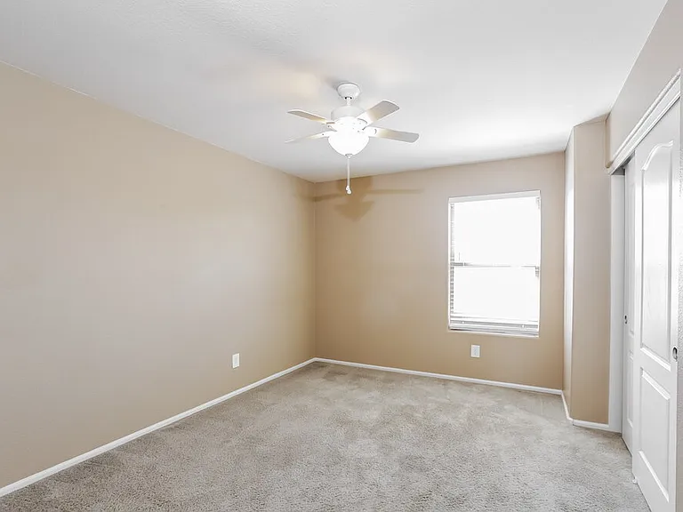 2343 W Running Deer Trl — Photo 13