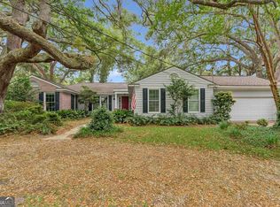 211 Wymberly Rd, Saint Simons Island, GA 31522