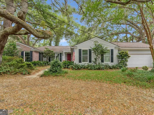 211 Wymberly Rd, Saint Simons Island, GA 31522