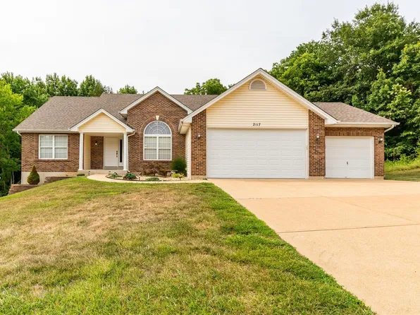 2117 Castlebrook Dr, Imperial, MO 63052