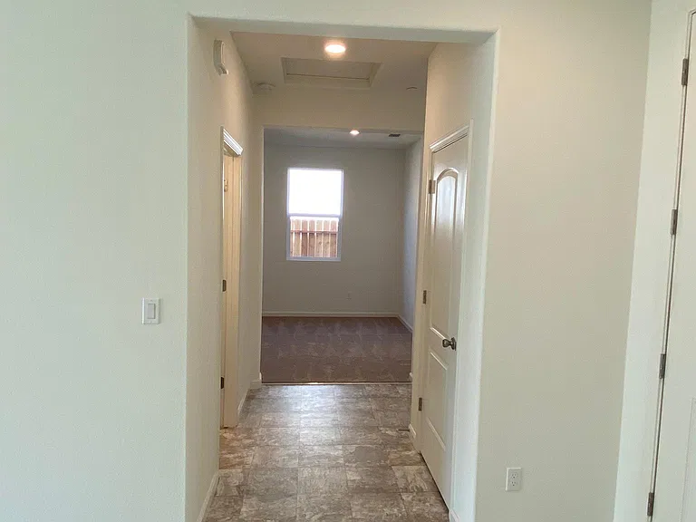 7199 E University Ave — Photo 25