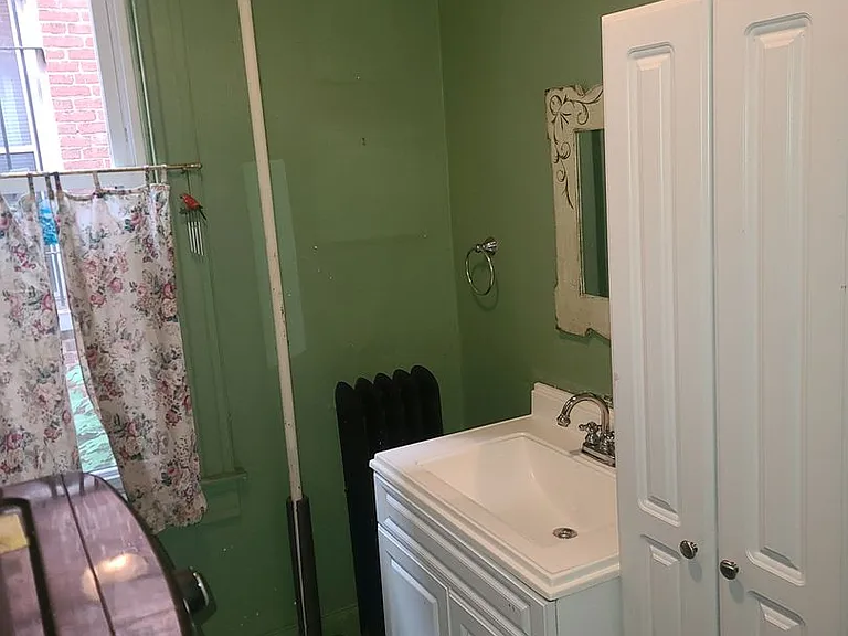 2822 Saint Paul St — Photo 16