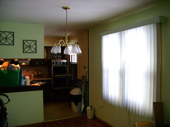 3rd image of 8959 Melvina Ave