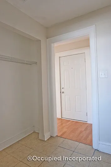5206 S Harper Ave #104 — Photo 5