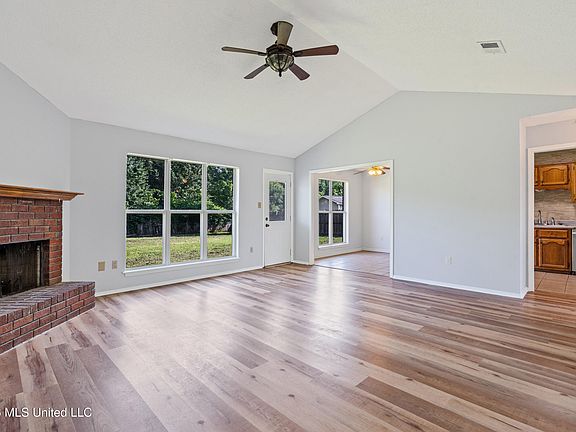 5th image of 7357 Dunbarton Dr
