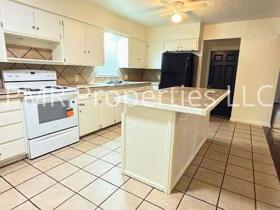 2nd image of 1708 NW Pollard Ave