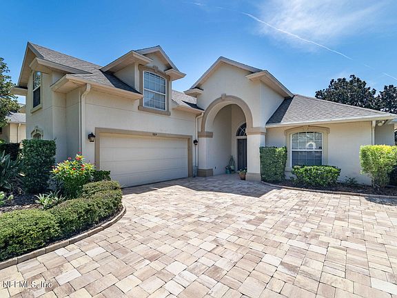4th image of 909 SPRING LAKE Court