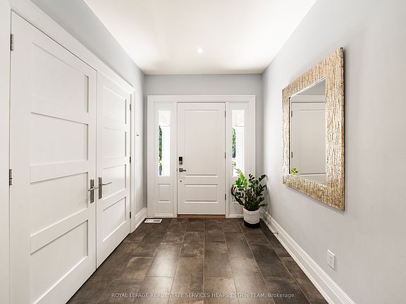 3rd image of 34 Lambeth Rd