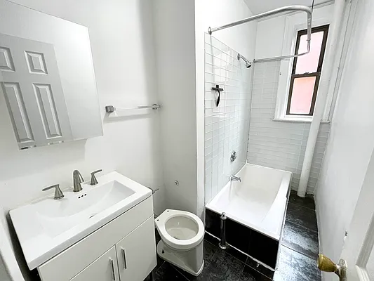 Rented by REAL New York | media 16