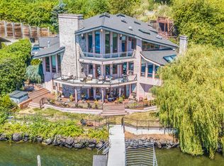 8279 W Mercer Way, Mercer Island, WA 98040