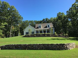 25 Ridge Rd, Wrentham, MA 02093