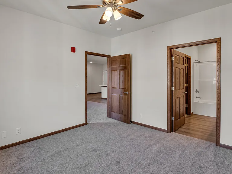 Wilderness Hills South Apartments — Photo 60