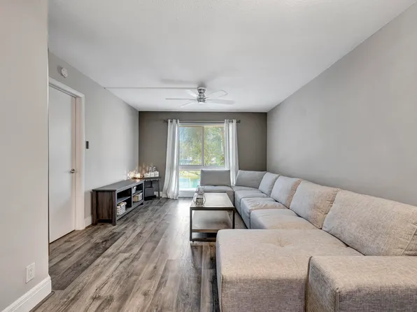 2104 S Cypress Bend Drive #205, Pompano Beach, FL 33069