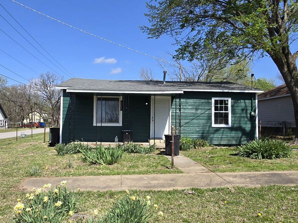 333 W Walnut St