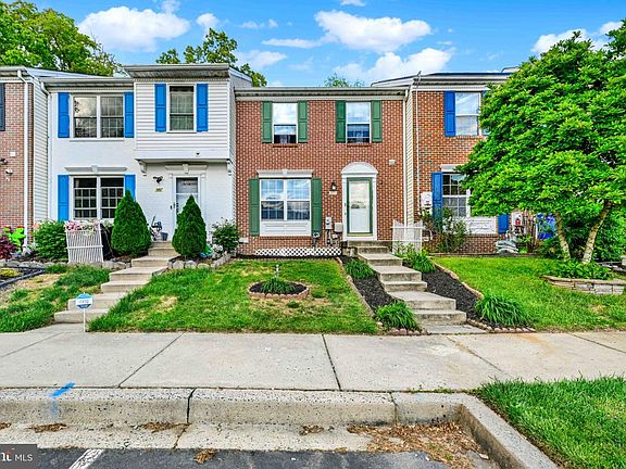 2nd image of 3955 Bush Ct